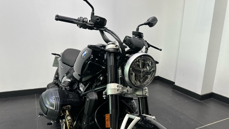 BMW R12 (24MY)